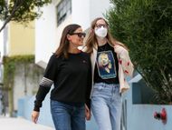 Violet Affleck and Jennifer Garner (Image via Getty)